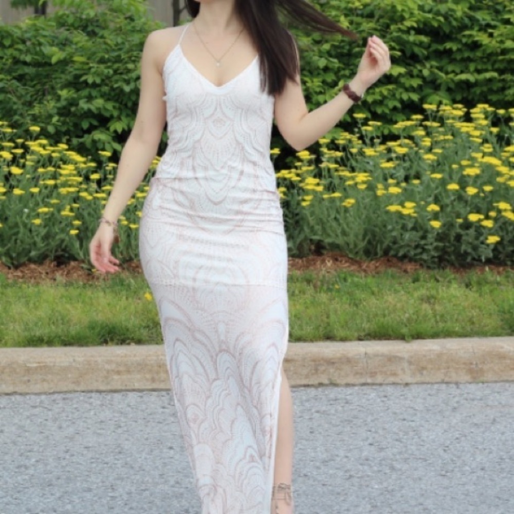 Elegant White and Rose Gold Gown - Picture 3 of 5